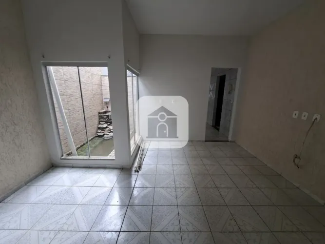 Casa para locação no bairro Santa Rosa