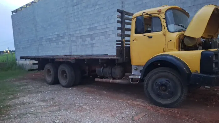 Frente caminhão truck