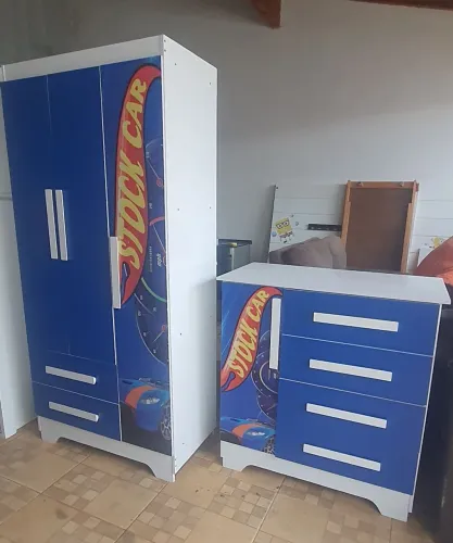 GUARDA ROUPA E CÔMODA INFANTIL 