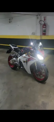 CBR 1000 RR