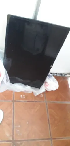 Smart tv 32 aoc tela quebrada Modelo 32s5295