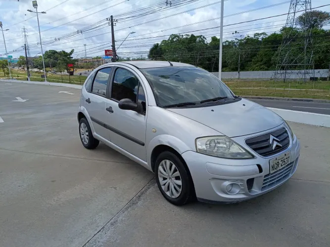 Citroen C3 GLX 1.4/ GLX Sonora 1.4 Flex 8V 5P 2010