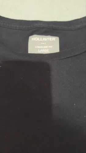 Vendo 2 blusas hollister masculina tamanho L novas