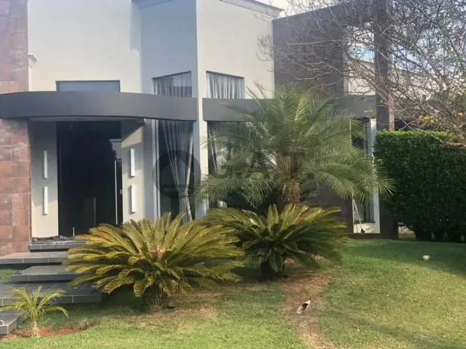 CASA EM CONDOMÍNIO À VENDA NO LAGO AZUL RESIDENCIAL E GOLF CLUBE - SOROCABA/SP