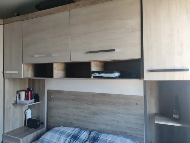 Guarda-roupa modulado para cama de casal