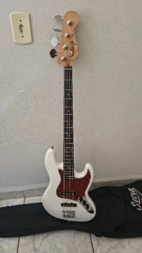 Jazzbass seven 4 cordas