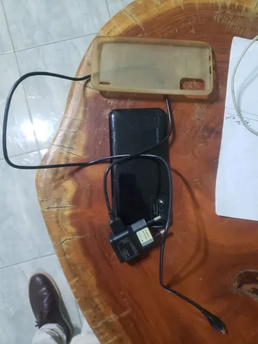 Celular twist 4