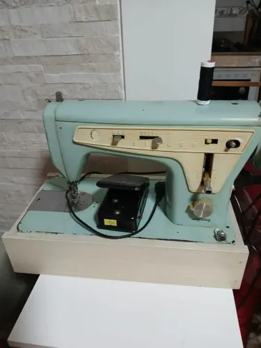 Máquina Costura Singer - pedal