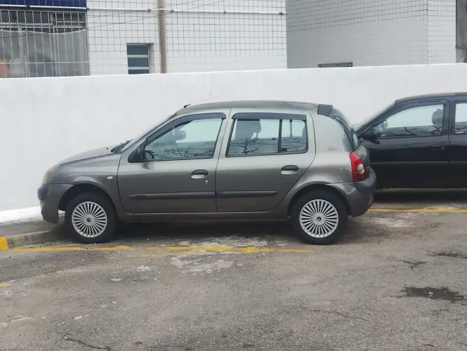 Renault Clio Hi-flex/ Expres. Hi-flex 1.6 16V 5P 2006