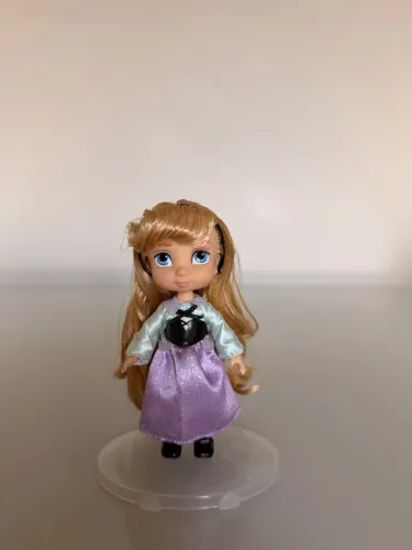 Boneca Mini Animators Aurora