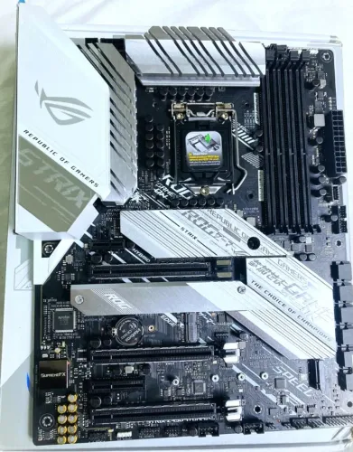 Placa Mãe Asus ROG STRIX Z490-A GAMING