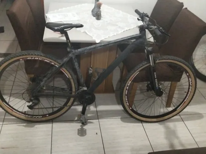 Vendo bike tsw 3x9 suspensão dianteira suntuor xcm30 pé de vela integrador câmbios