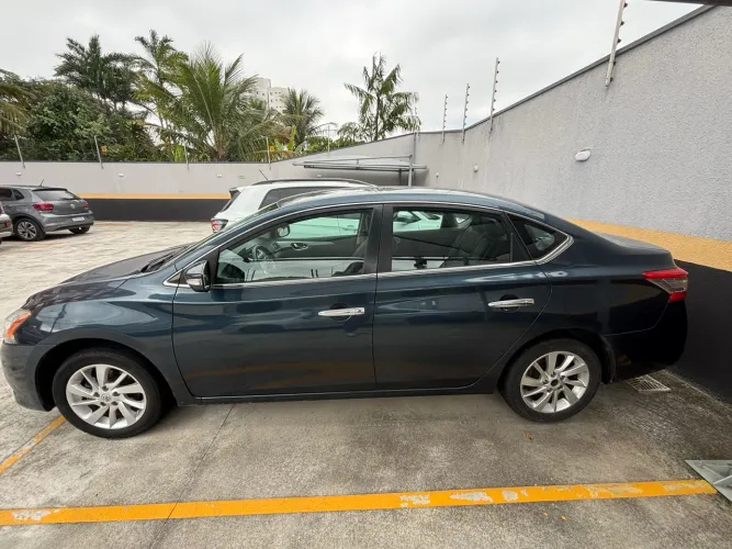 Nissan Sentra SV 2.0 Flexstart 16V Aut. 2015