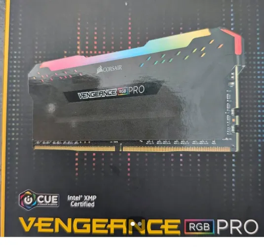 64GB DDR5 VENGEANCE. 6000MHz