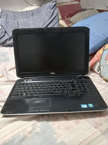Notebook  Dell  defeito na tela