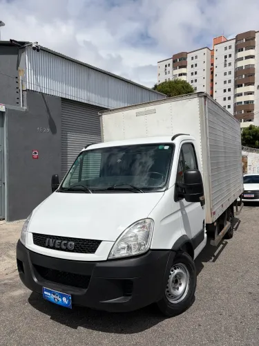 Iveco Daily City 30s13 Chassi 2P (diesel) 2020