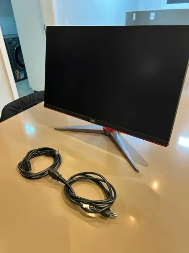 Monitor AOC 240hz 0,5 ms