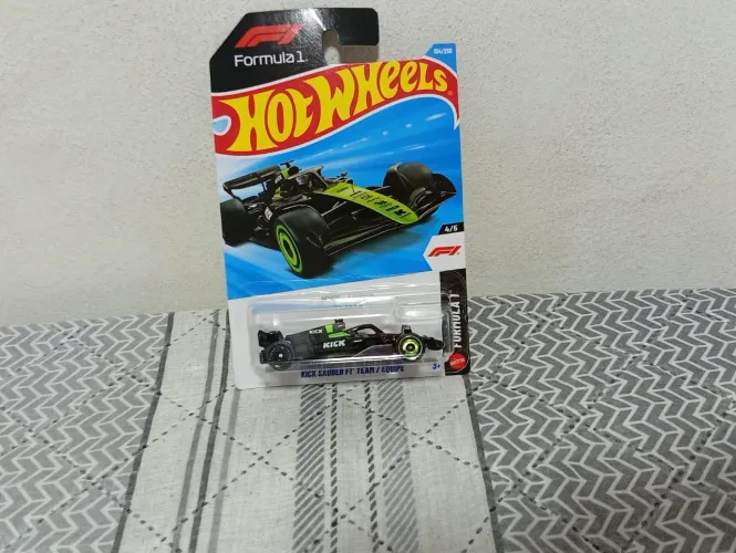 Hot Wheels F1 Kick