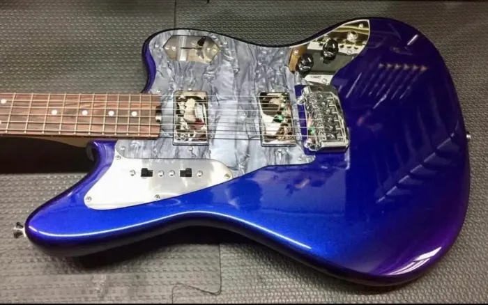 Guitarra Studebaker Jazz Master