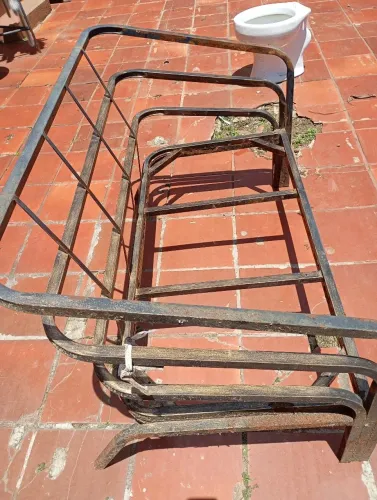Estrutura para poltrona em ferro 3 lugares