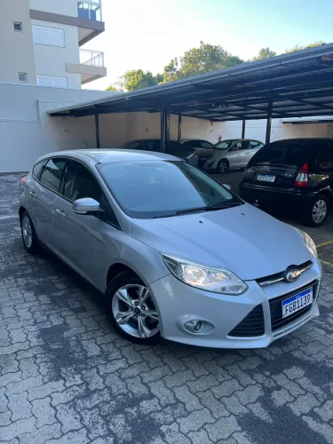 Ford Focus 1.6 S/1.6 SE Flex 16V 5P AUT 2015