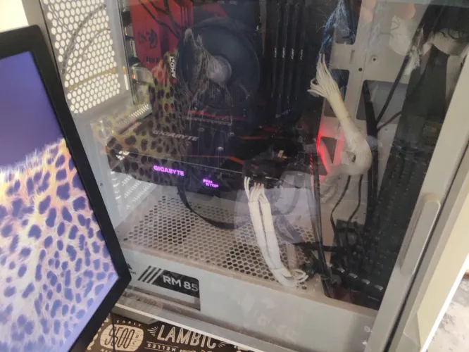 CPU AMD ASUS GAME ZAKU II (sem fonte ATX)