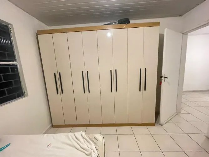 Guarda roupa casal grande 