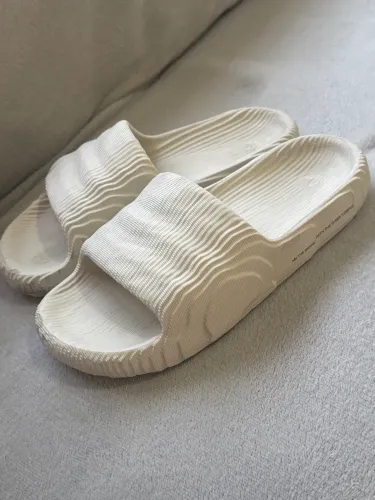 Chinelo Adidas Adilette 2