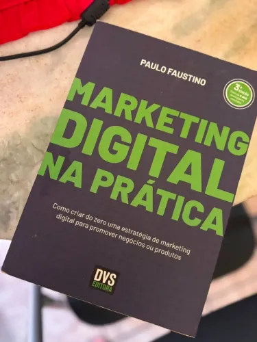 Livros semi-novos em perfeito estado!