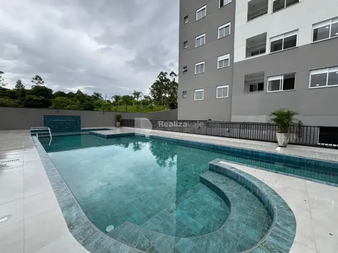 AM-AP5487 Apartamento com 3 dormitórios, sendo 1 suíte, varanda com churrasqueira e 2 vaga