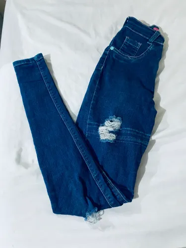 Roupas seminovas