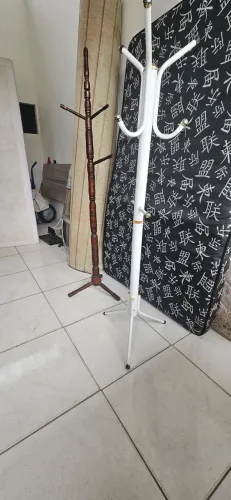 2 cabideiros! Barbada! Venha!