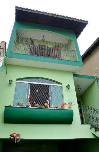 Sobrado à venda 4 quartos 2 suítes 4 vagas Pinheirinho - Santo André - SP