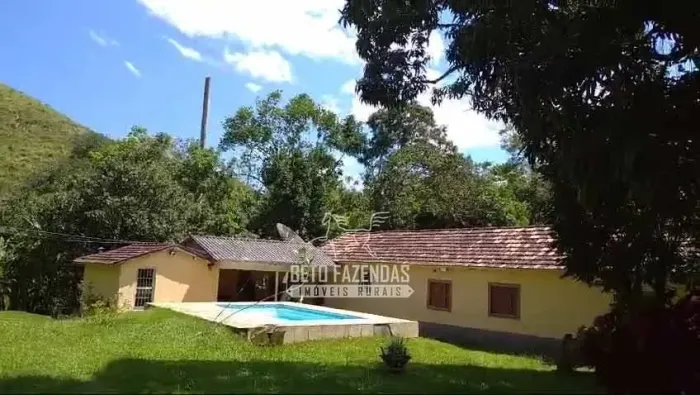 Imóvel para venda tem 484000 metros quadrados em Zona Rural - Rio Preto - MG