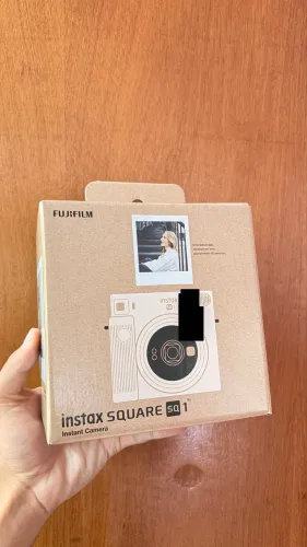 instax Câmera instantânea SQ1 quadrada, branco giz | Modo selfie de um toque