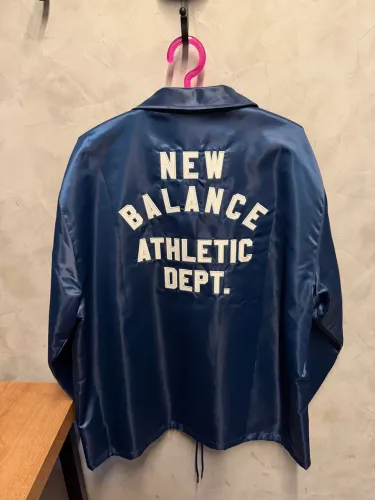 Jaqueta New Balance