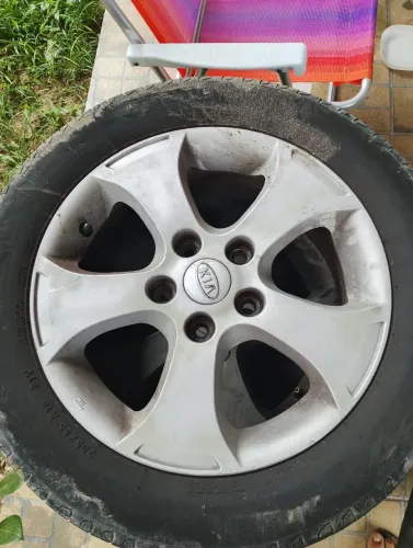 Roda original Kia cerato