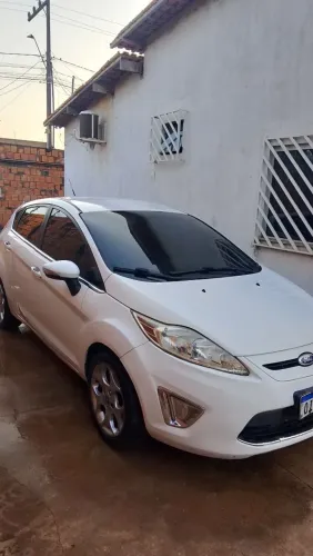 Ford Fiesta SE 1.6 16V Flex 5P 2013