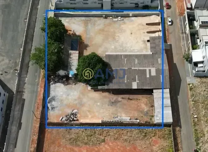 Área comercial com Galpão e Escritório no Jardim Atlântico