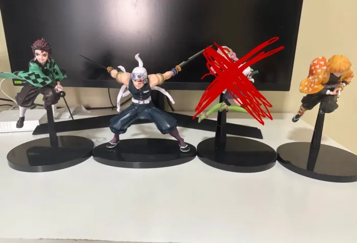 Action figures Demon slayer (Valor da unidade na descrição).