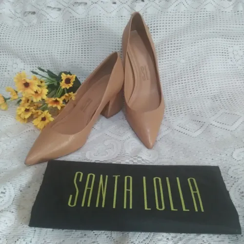 Scarpin Santa Lolla Couro Pelica Soft Bico Fino Salto NOVO