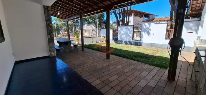 Casa à venda, 3 quartos, 1 suíte, 2 vagas, Palmeiras - Belo Horizonte/MG