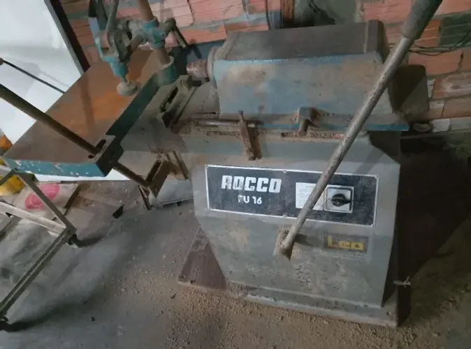 Furadeira de Marcenaria Industrial ROCCO FU-16