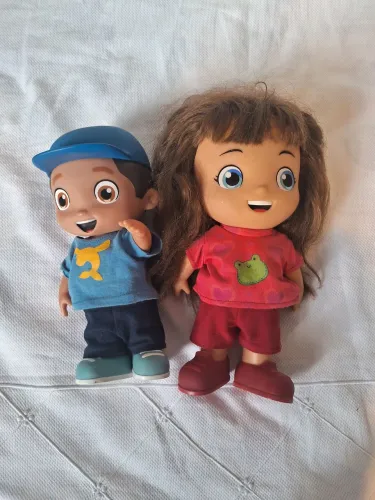 Bonecos Lucas Netto e Gi