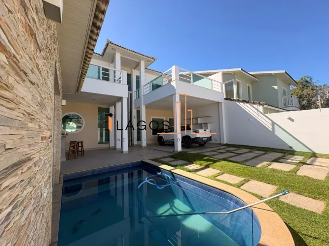 Casa para Locação em São Pedro da Aldeia, Centro, 4 dormitórios, 2 suítes, 5 banheiros, 4