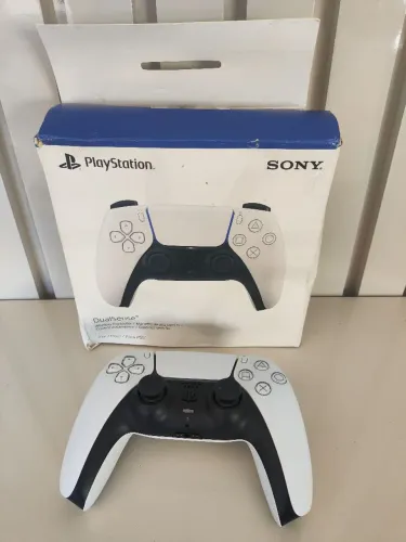 Controle ps5 Dual Sense, usado, tudo certo, bateria boa, sem drift. Perfeito.