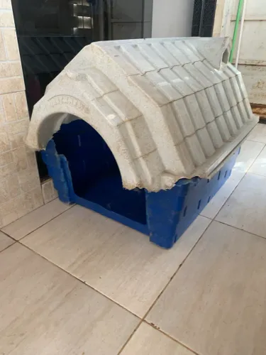 Vendo casinha de cachorro (grande)