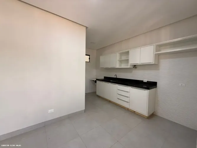 Kitnet para Locação em Guanambi, Santa Catarina, 1 dormitório, 1 banheiro