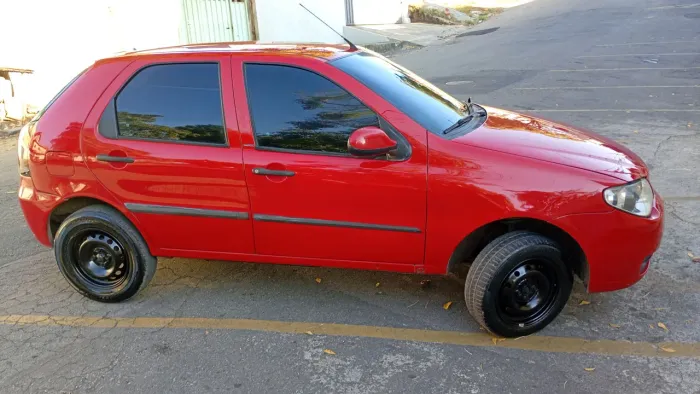 Fiat Palio 1.0 Economy Fire Flex 8V 4P 2013