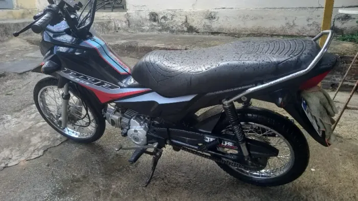 Pop110i muito conservada 